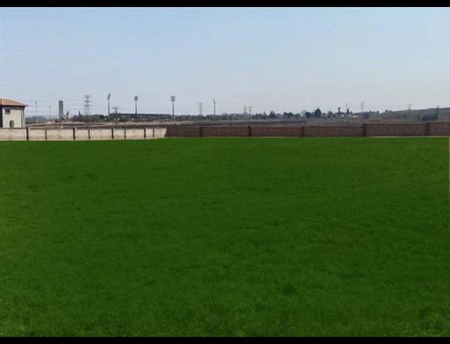 LAND FOR SALE IN PARKRAND